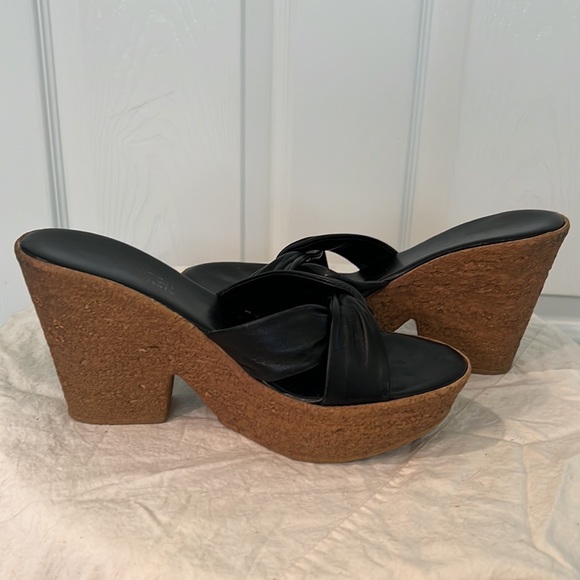 Cathy Jean platform sandals - Picture 3 of 8